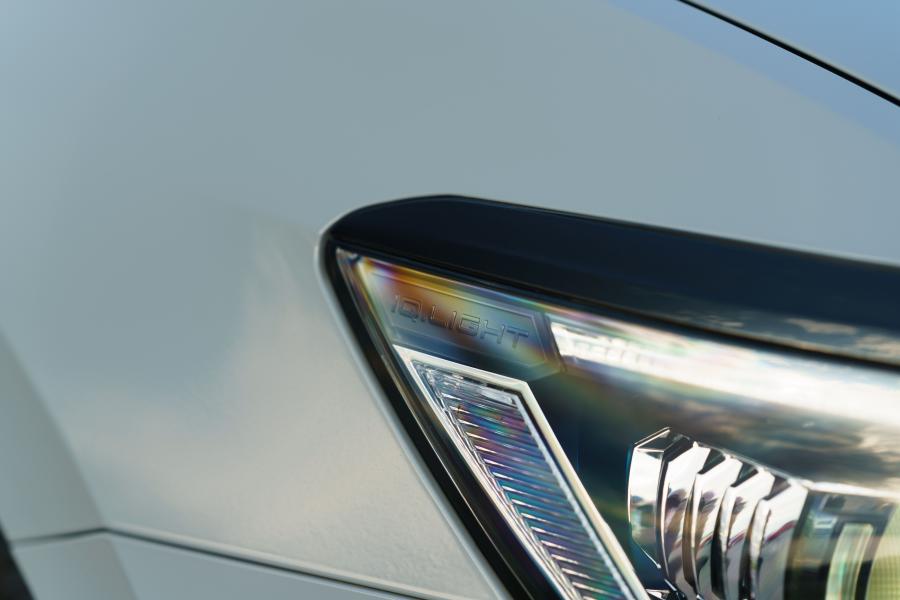 Детали экстерьера Volkswagen Passat Estate R-Line Edition (B8) 2019 года  (UK) (фото 16 из 31)